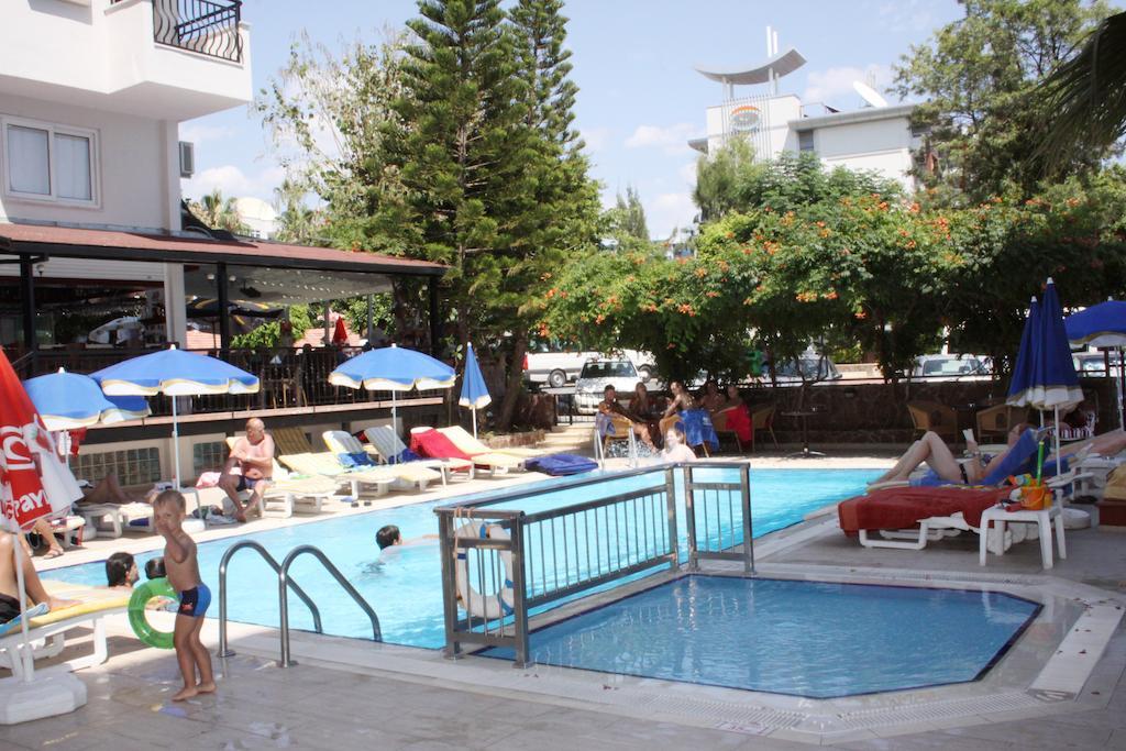 Hotell Aroma 3*
