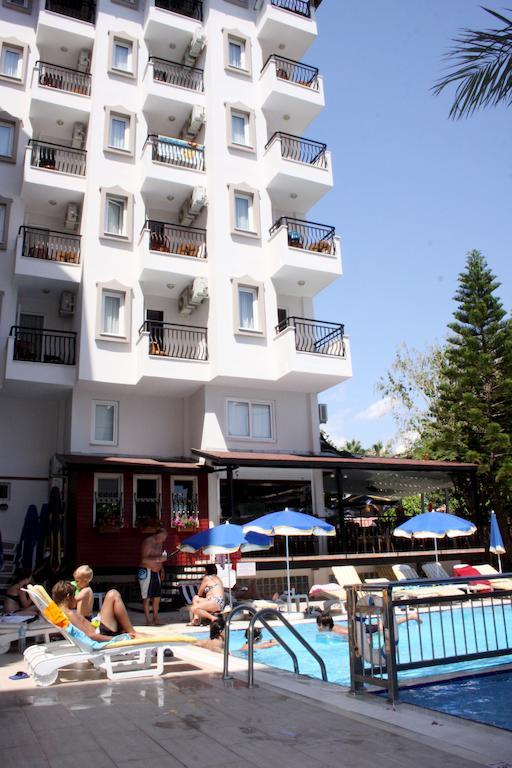 Aroma Hotell 3*
